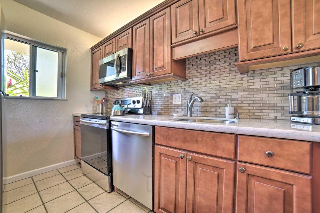 Ocean-View Kihei Condo With Lanai Steps To Beach! Exterior photo